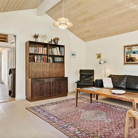 1505-aakirkeby-sluseparken-8-a Feriehus Vester Somarken