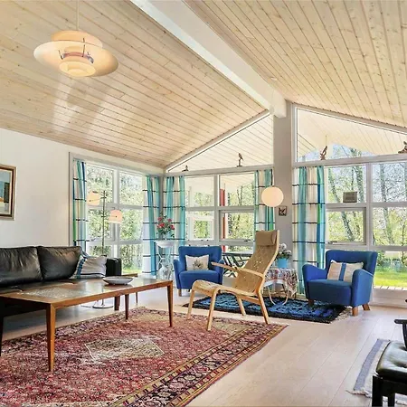 1505-aakirkeby-sluseparken-8-a Feriehus *