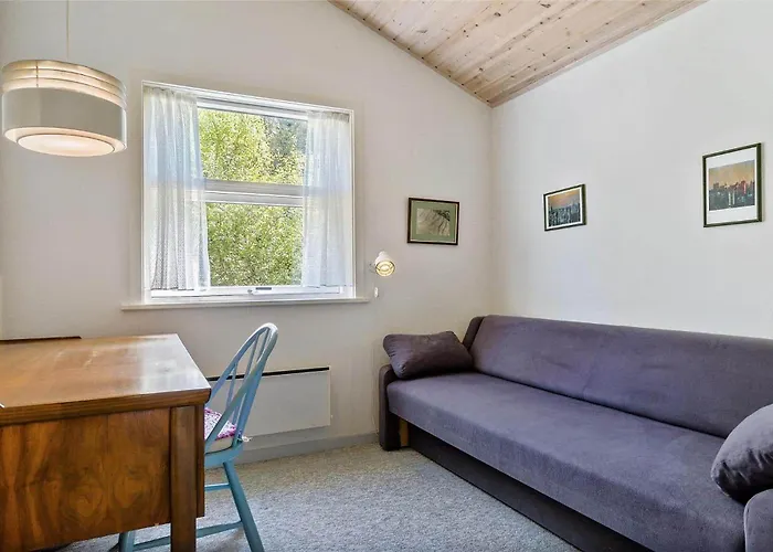 1505-aakirkeby-sluseparken-8-a بيت للعطل Vester Somarken