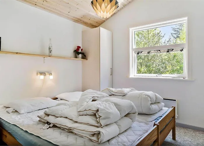 1505-aakirkeby-sluseparken-8-a بيت للعطل Vester Somarken
