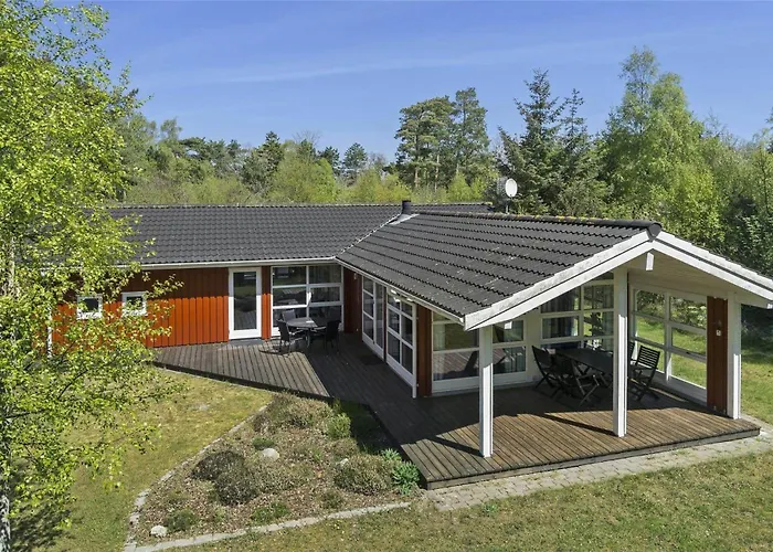 1505-aakirkeby-sluseparken-8-a Vester Somarken